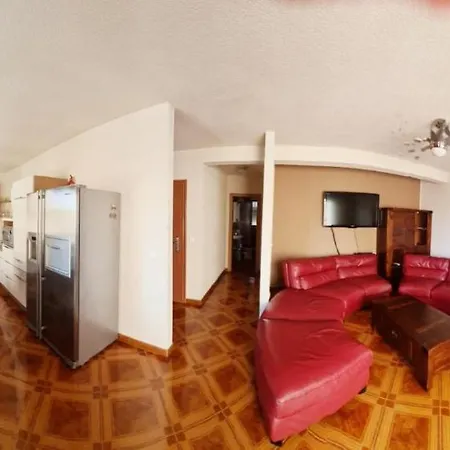 Naomi And Marsel Apartment *