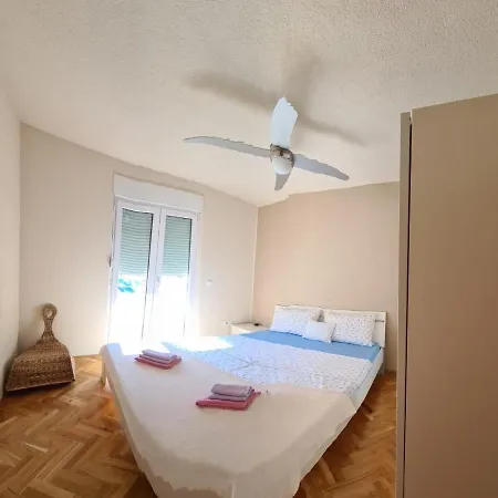 Apartment Naomi And Marsel Trogir